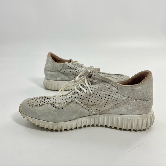 Diba True Poker Hand Perforated Silver Metallic Leather Lace-Up Sneakers 8 - Picture 5 of 11